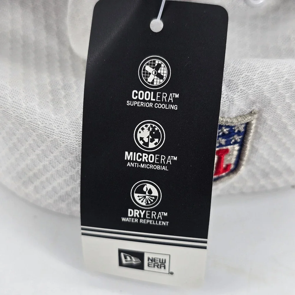 New Era NFL Giants Child-Youth 39THIRTY Hat White Sideline On-Field Stretch Fit